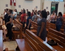 Momento de oração na Paróquia Santuario Nossa Senhora do Rosario de Fátima Serra-ES