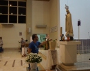 Momento de oração na Paróquia Santuario Nossa Senhora do Rosario de Fátima Serra-ES