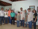 Comunidade Mãe Rainha visita casa de vizinhos proximos.